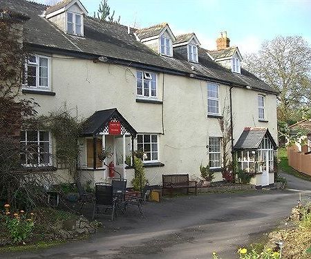 Lodgehill Hotel ティバートン エクステリア 写真